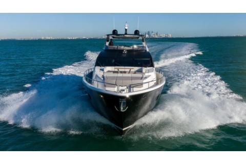 2017 Sunseeker Flybridge MotorYacht