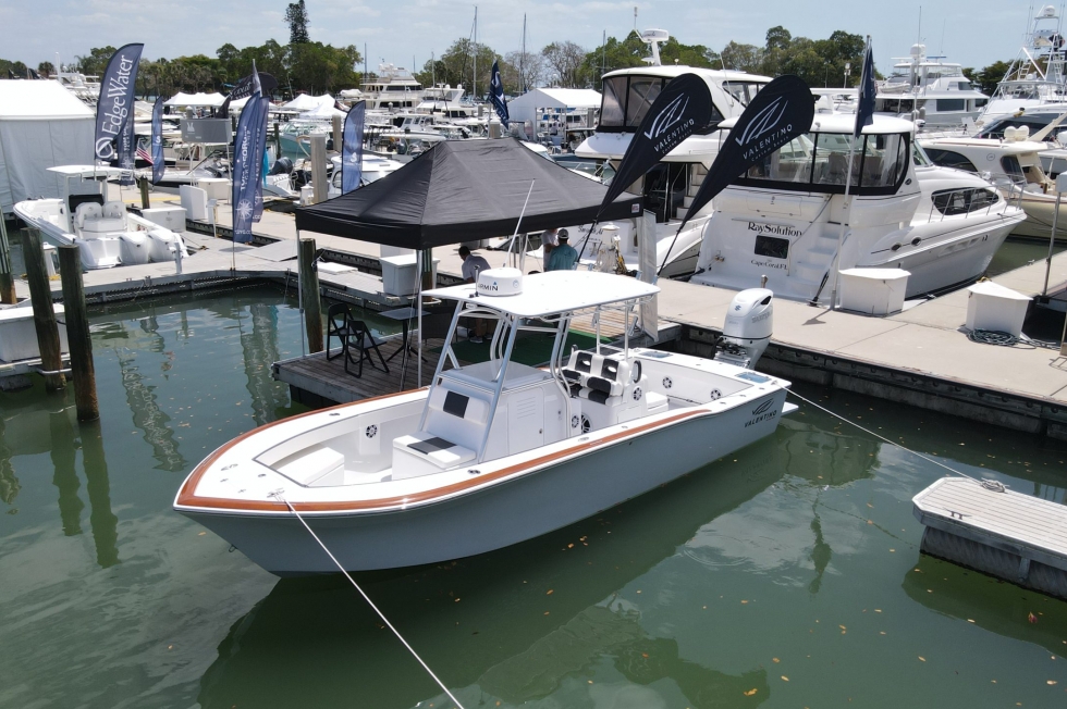 2023 Custom Carolina 28 Hybrid 2023 Custom Carolina 28 Hybrid