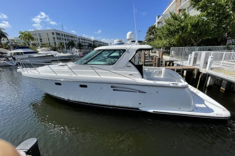 2005 Tiara Yachts Sovran